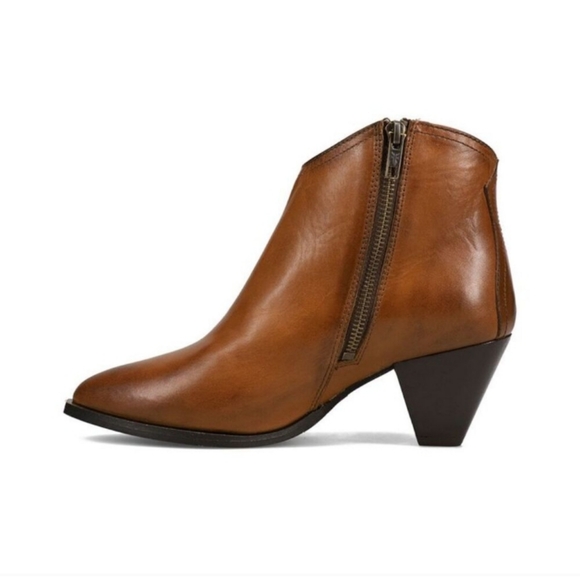 Frye Cara Leather Western Heeled Bootie SZ 8 Brown NEW - Picture 5 of 16